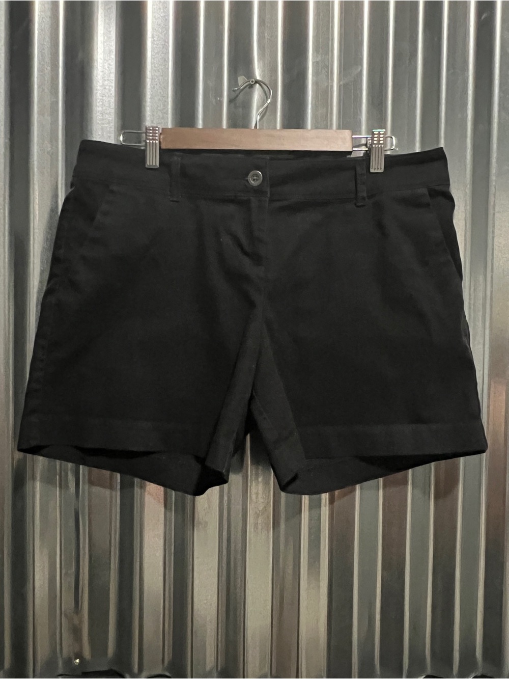 The Limited Black Women’s Shorts Size 12